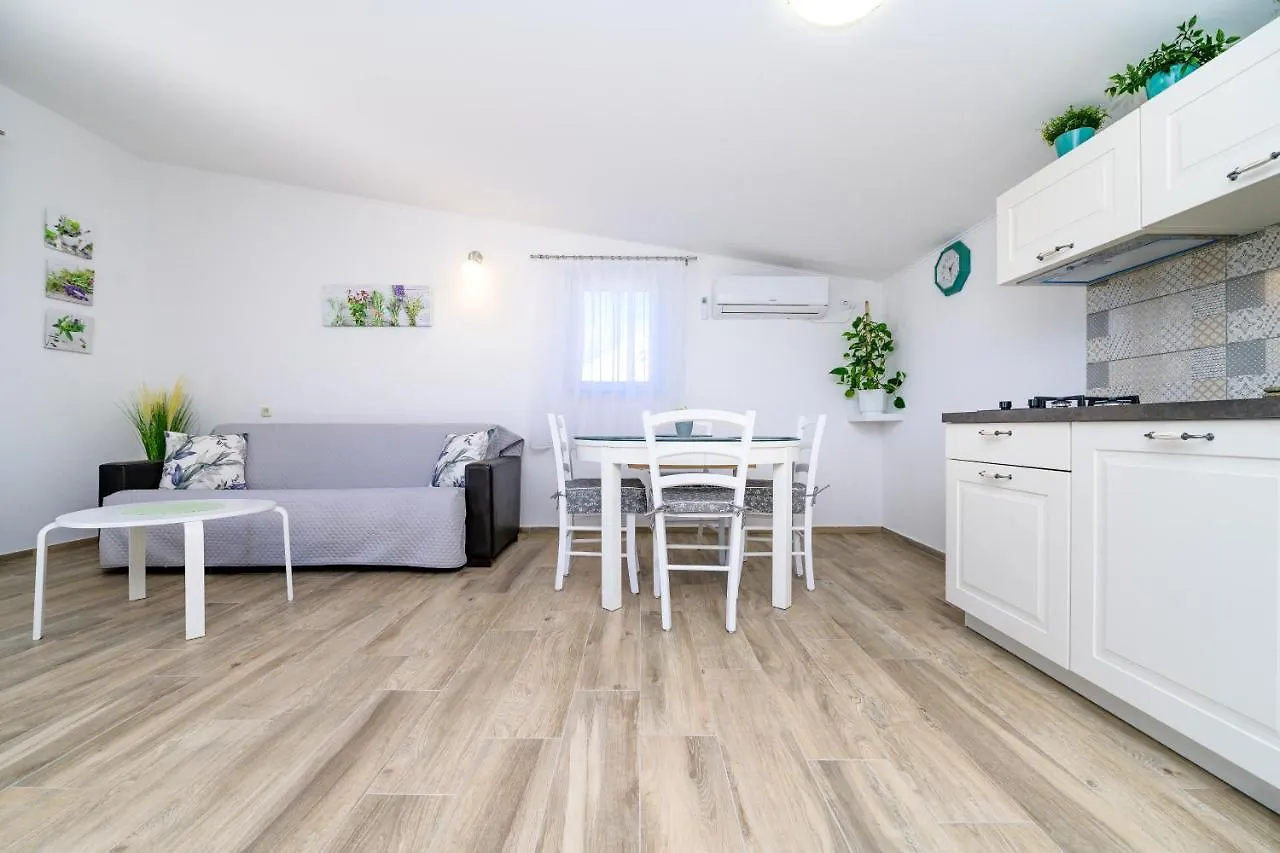 Krcina Holiday Home Cres Croatia