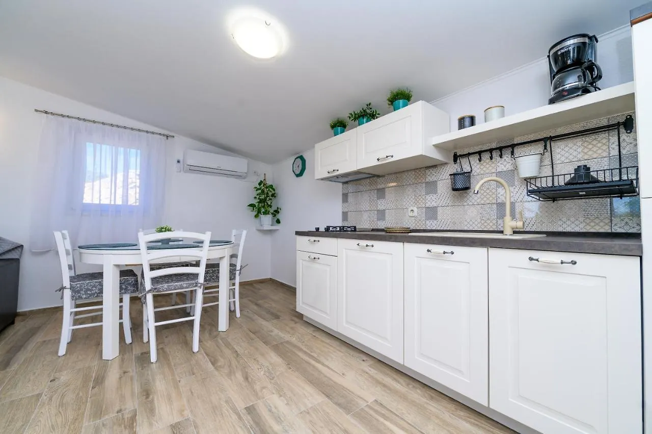 Krcina Holiday Home Cres Croatia